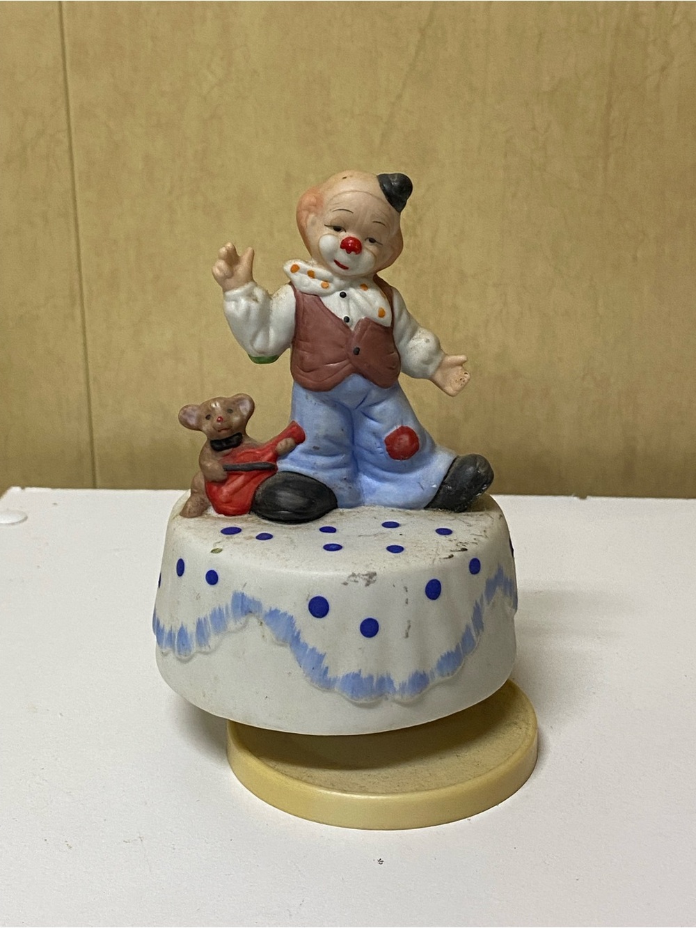 Vintage Porcelain Clown music box